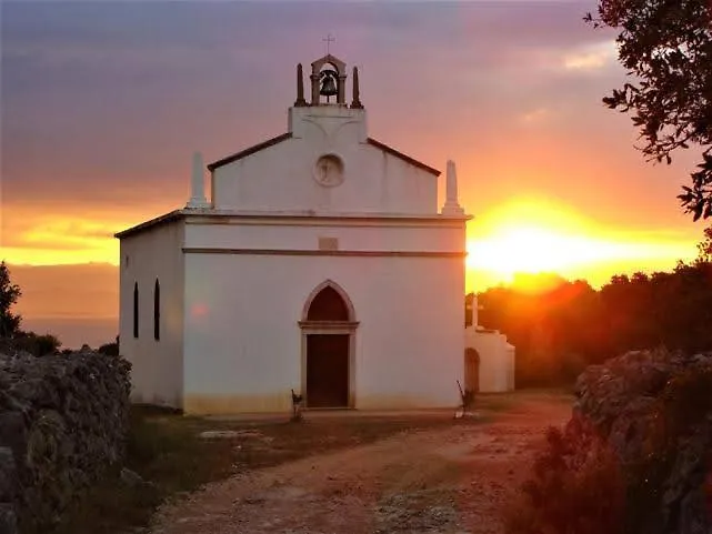 Vila Klara Olib 0*,