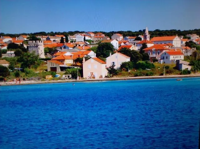 Vila Klara Olib